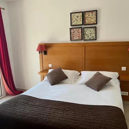 Lilium Maris Hotel Tizzano