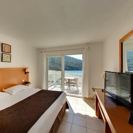 Lilium Maris Hotel 4*